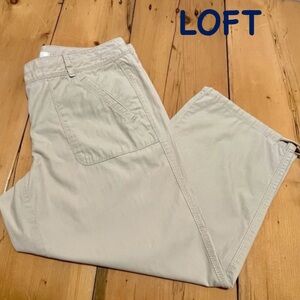 NWOT - LOFT Original Crop Pants - sz 8 Khaki / Tan lightweight cotton
